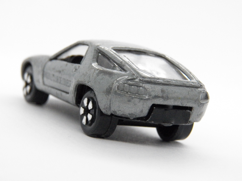 Illustration for article titled HWEP with Noodles - PlayArt Porsche 928 (Club edition)